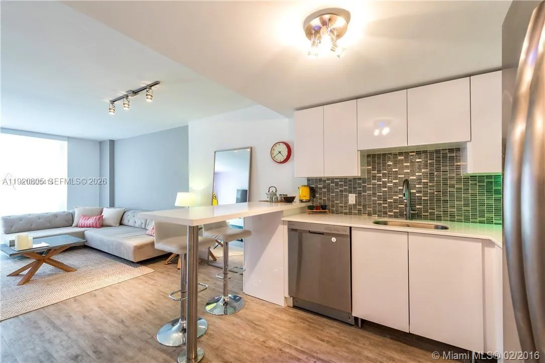 345 Ocean Dr # 408, Miami Beach FL 33139