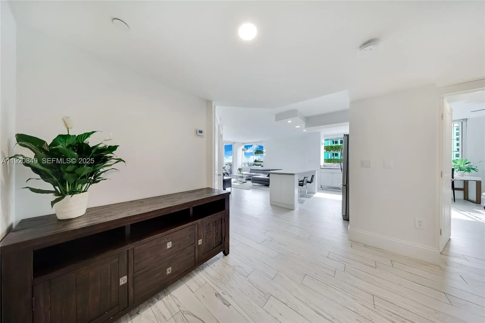 1330 West Ave # 1414, Miami Beach FL 33139