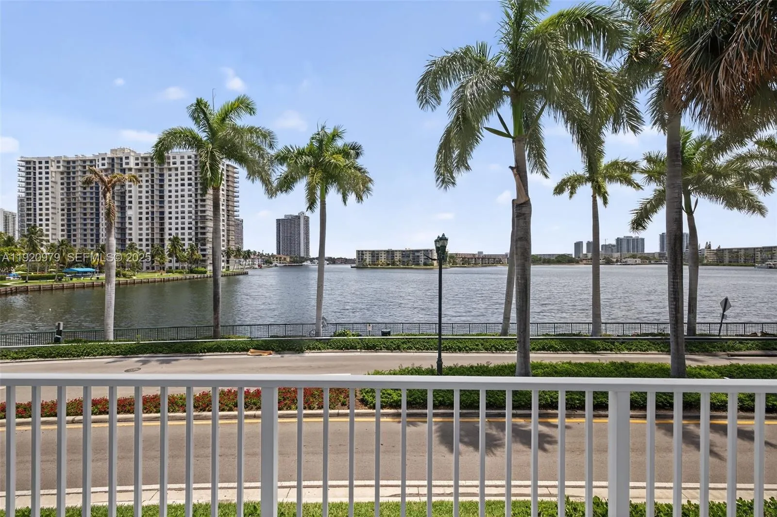 2851 NE 183rd St # 216E, Aventura FL 33160