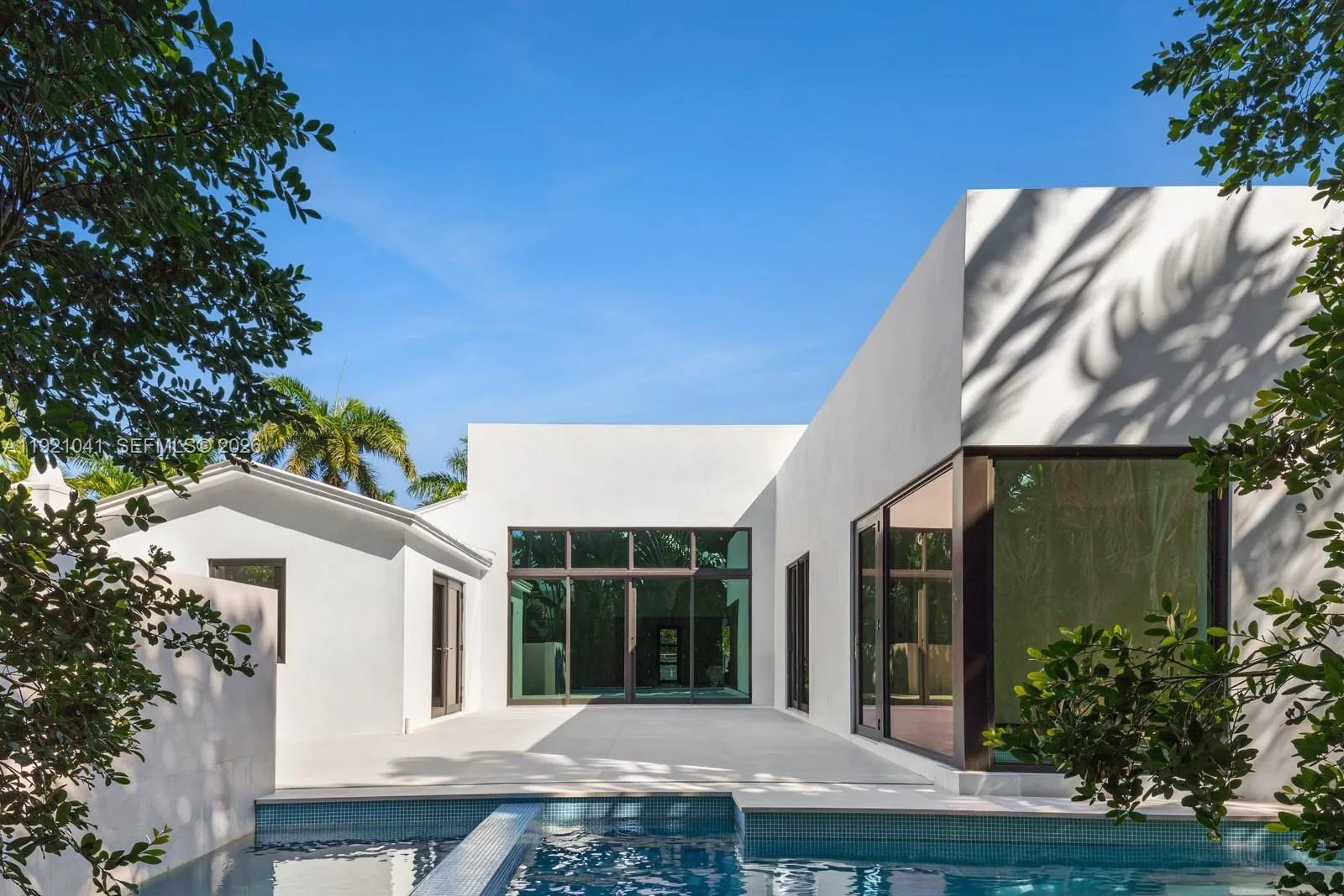 4 bedroom 4 bath for sale at 1520 W 22nd St, Miami Beach FL 33140