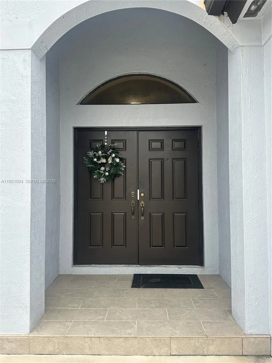 3241 SW 147th Ct, Miami FL 33185