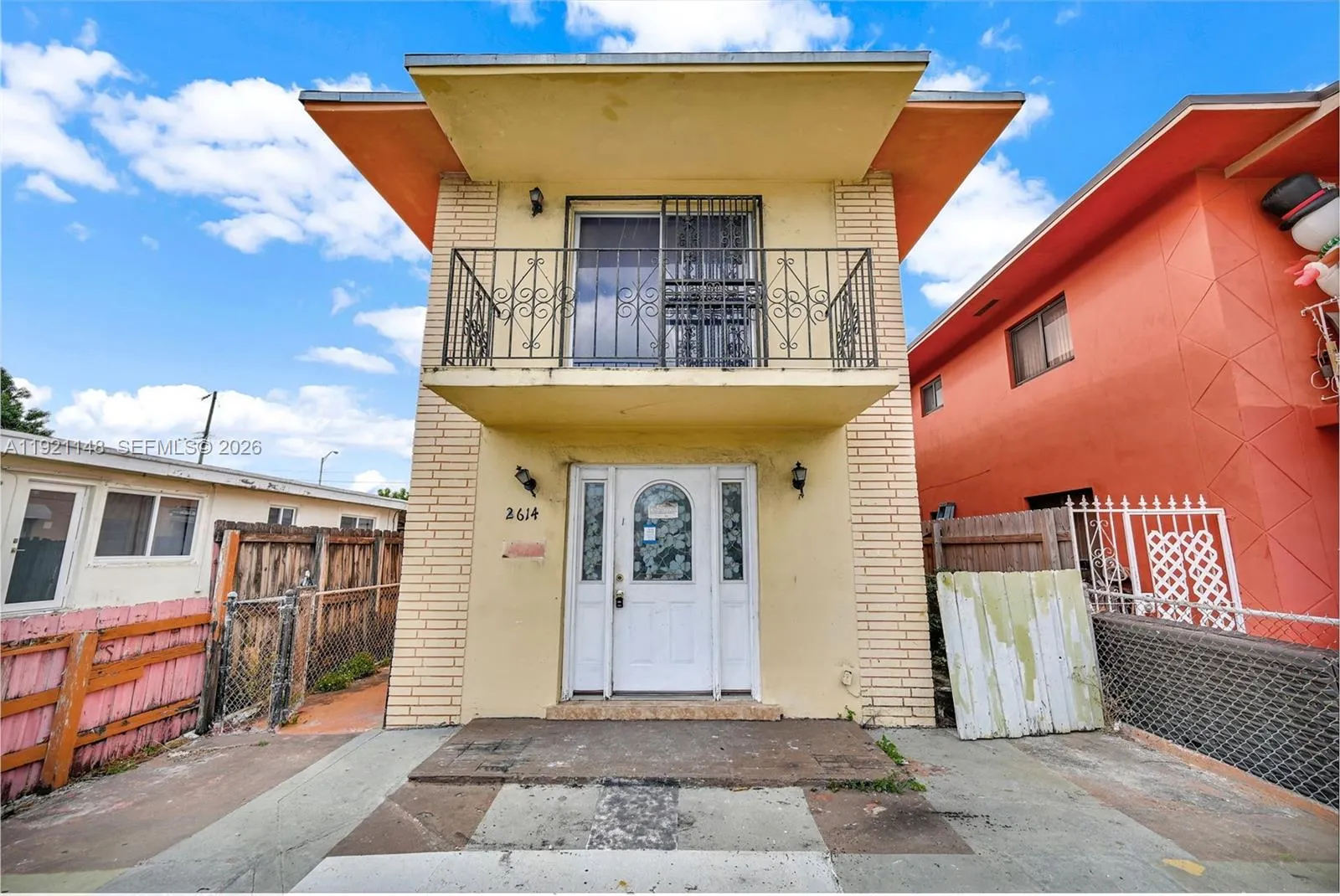 3 bedroom 2 bath for sale at 2614 W 8th Ct, Hialeah FL 33010