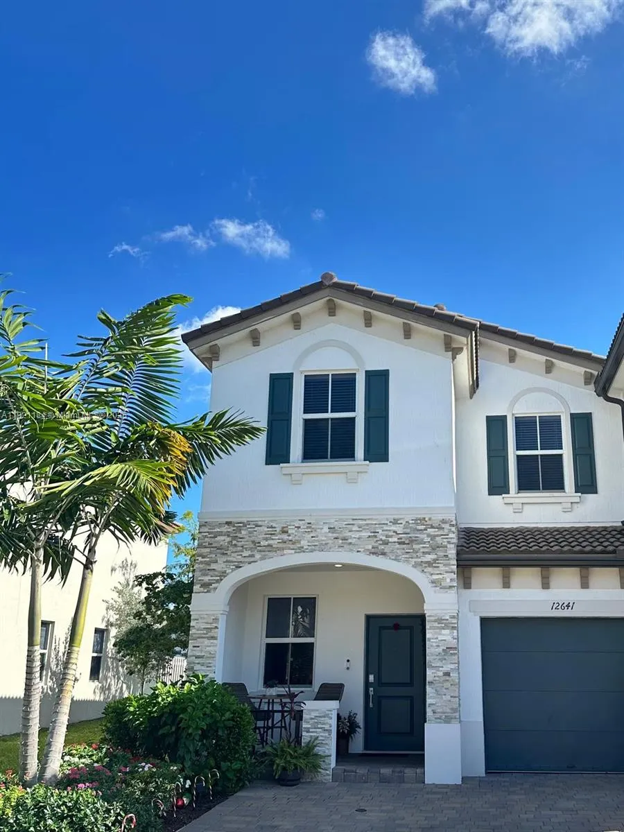 12641 NW 23rd Pl, Miami FL 33167