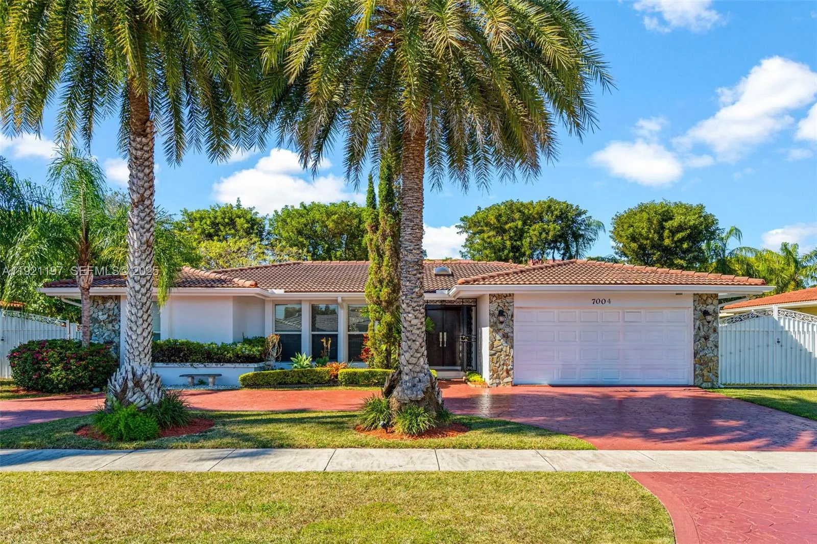 7004 SW 139th Pl, Miami FL 33183