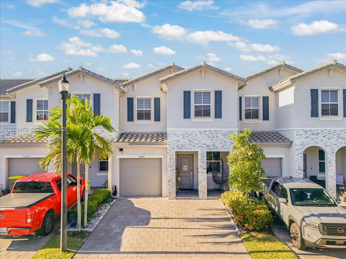 4 bedroom 2 bath for sale at 2641 SE 12th st, Homestead FL 33035
