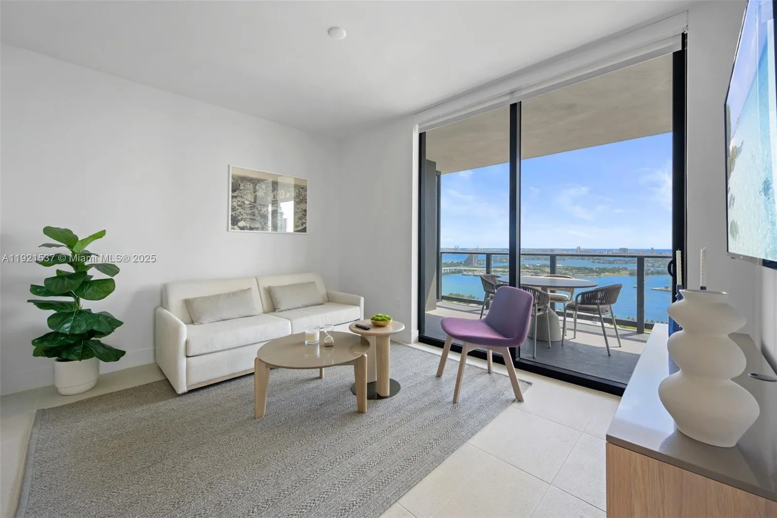 3 bedroom 3 bath for sale at 601 NE 1st Ave # 3316, Miami FL 33132