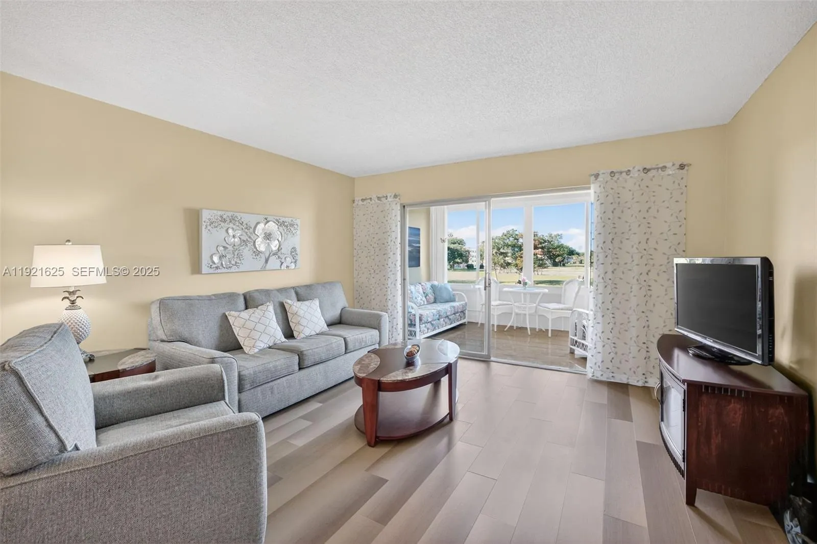 7817 Golf Cir Dr # 301, Margate FL 33063