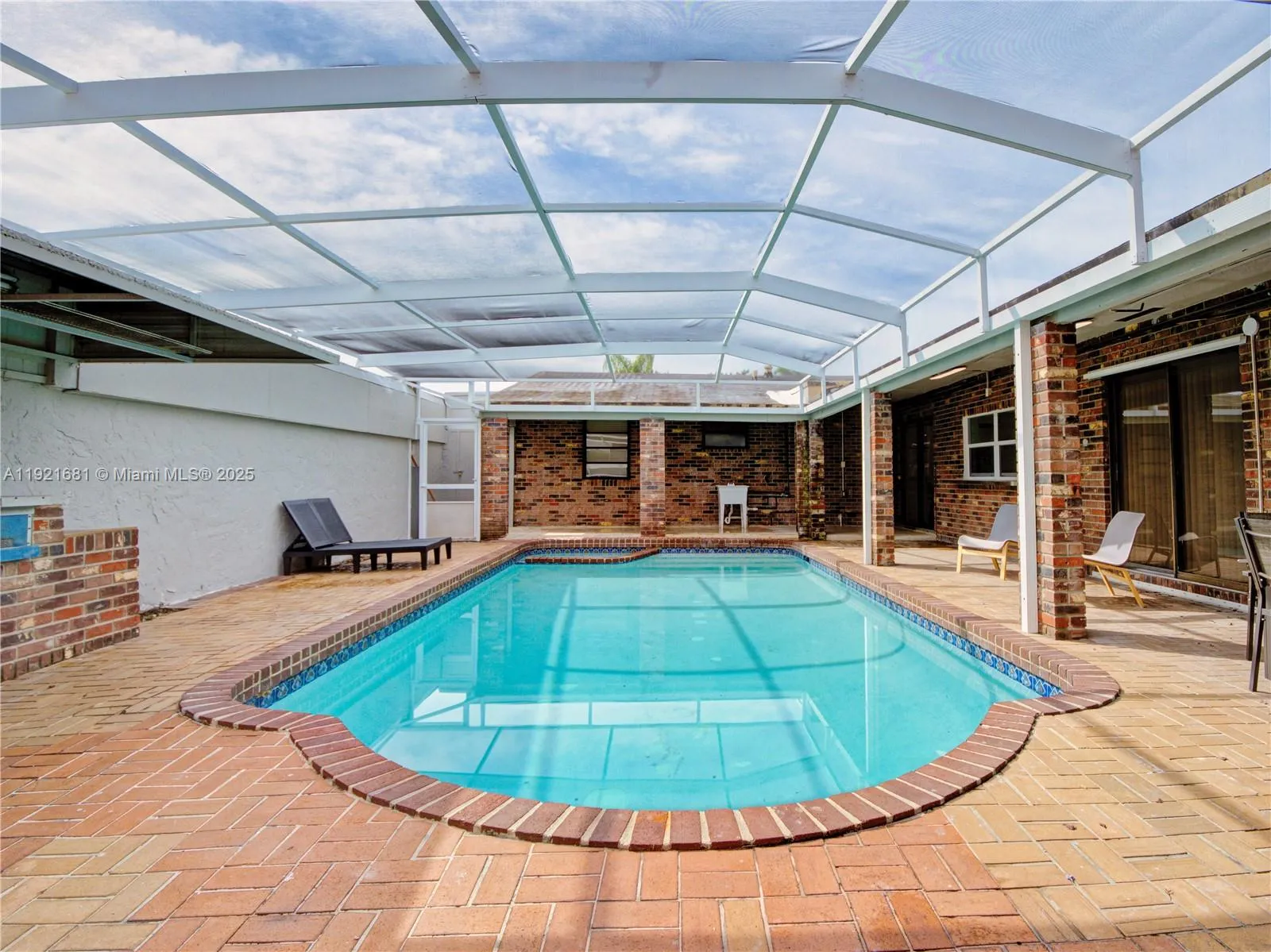 5 bedroom 3 bath for sale at 2703 Adams St, Hollywood FL 33020