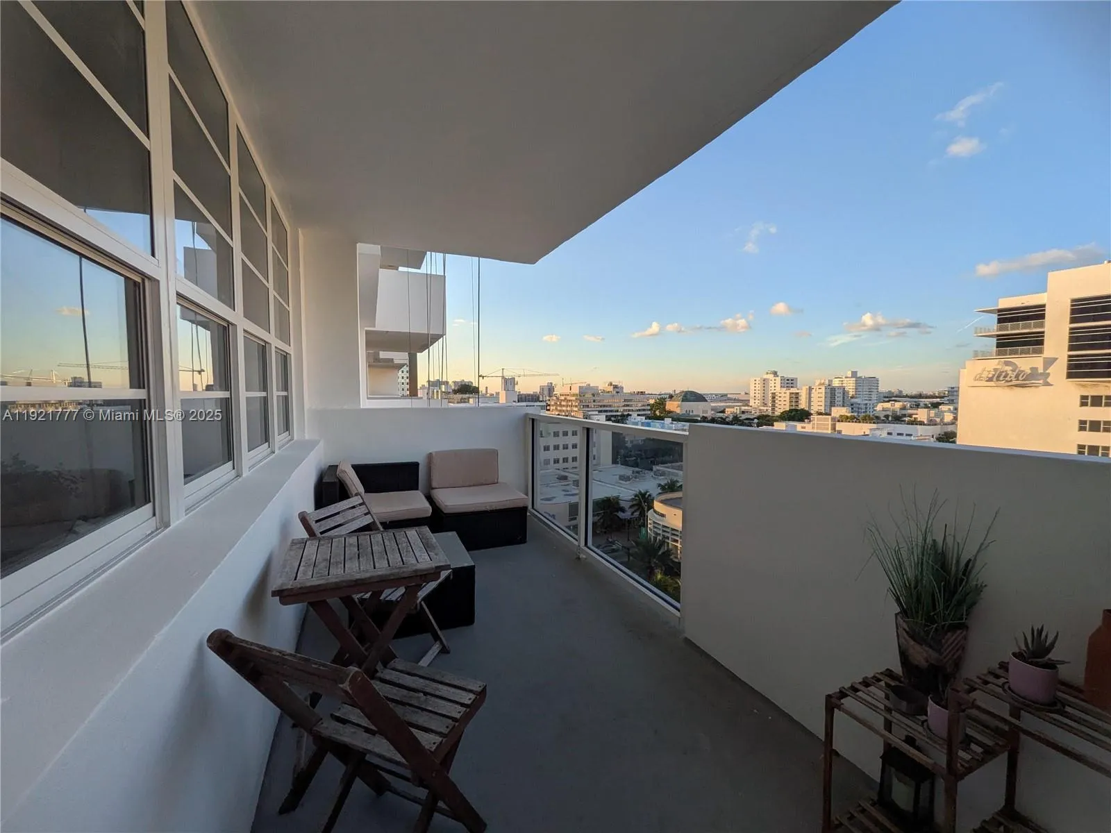 100 Lincoln Rd # 904, Miami Beach FL 33139