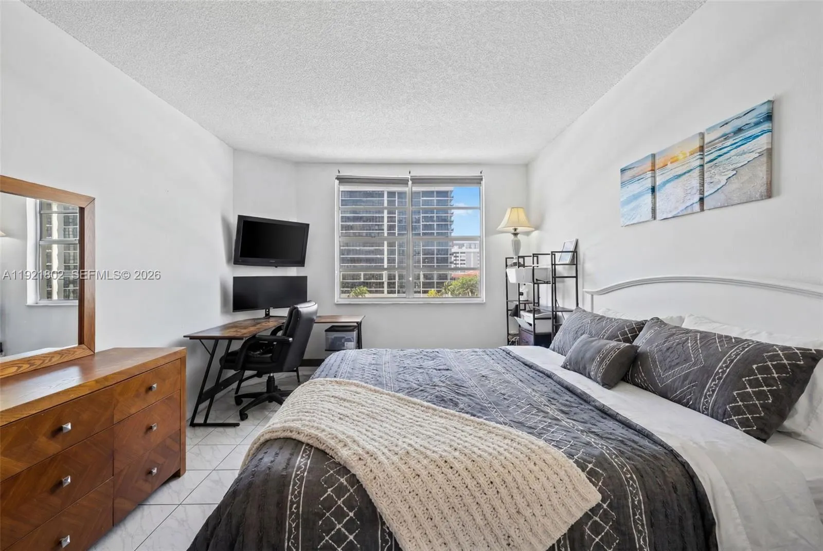 1985 S Ocean Dr # 3A, Hallandale Beach FL 33009