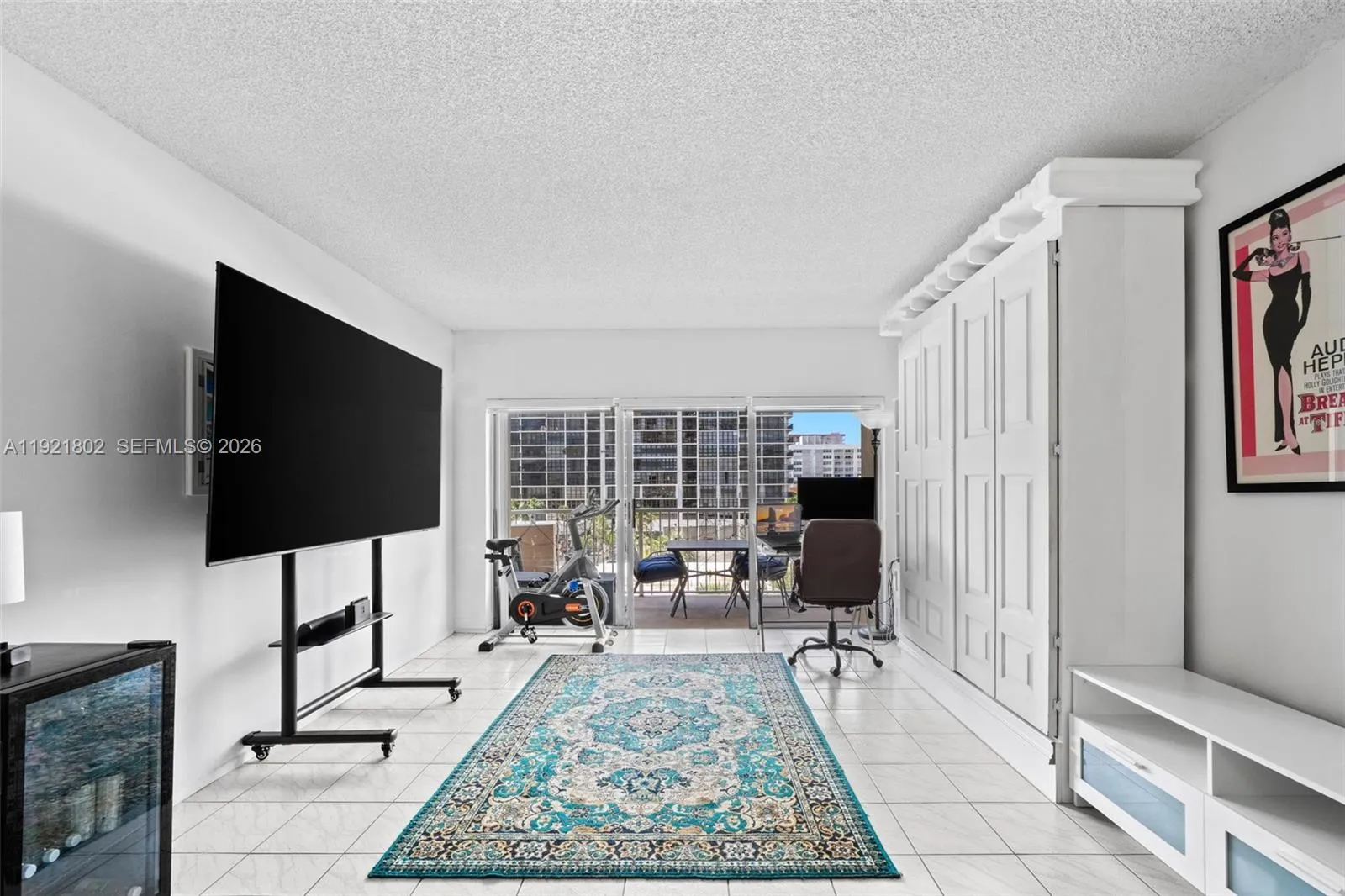 1985 S Ocean Dr # 3A, Hallandale Beach FL 33009