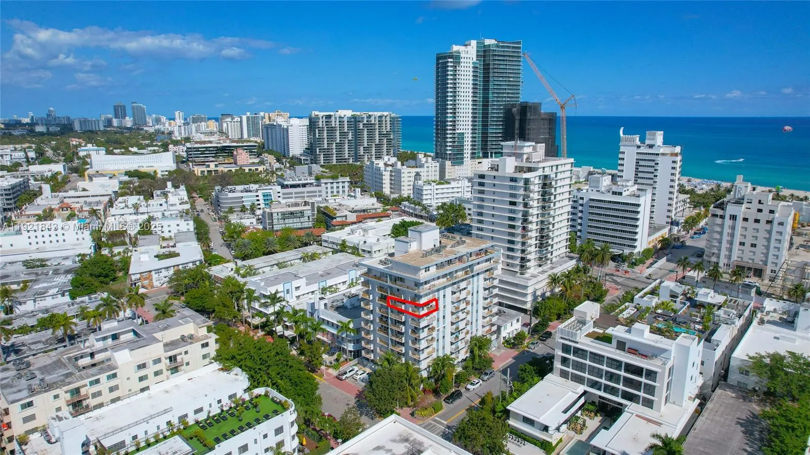 1 bedroom 1 bath for sale at 245 18th St # 902, Miami Beach FL 33139
