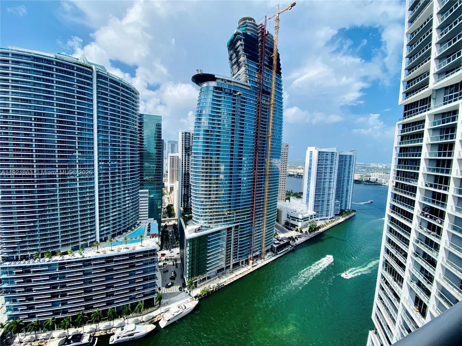 2 bedroom 2 bath for sale at 475 Brickell Ave # 3715, Miami FL 33131