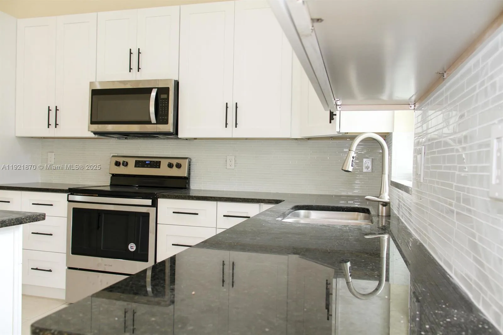 1156 SW Alexandria Ave, Port St. Lucie FL 34953