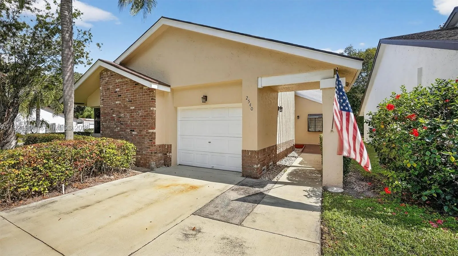 2540 Calamondin Cir, Coconut Creek FL 33063