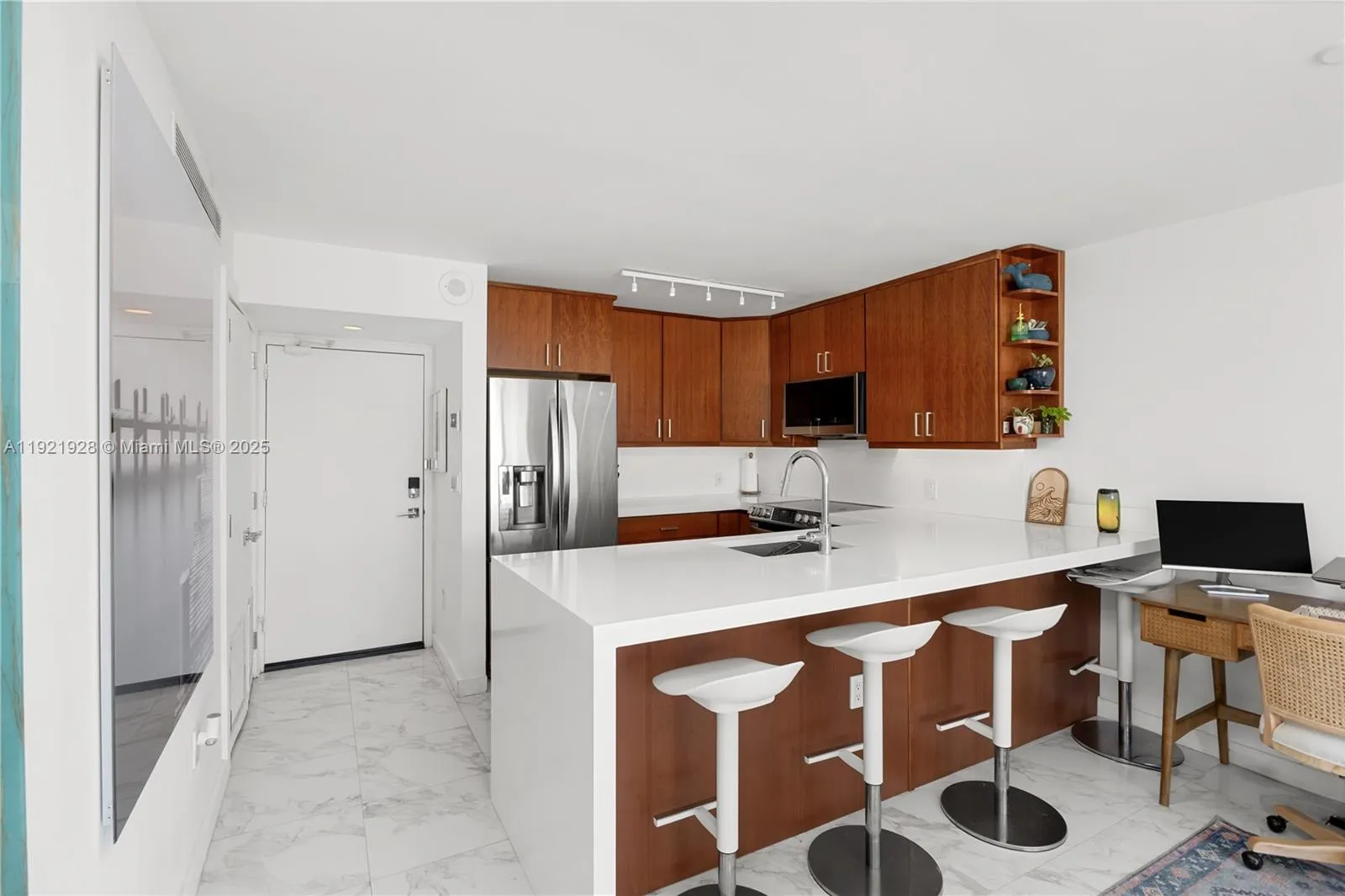 345 Ocean Dr # 1101, Miami Beach FL 33139