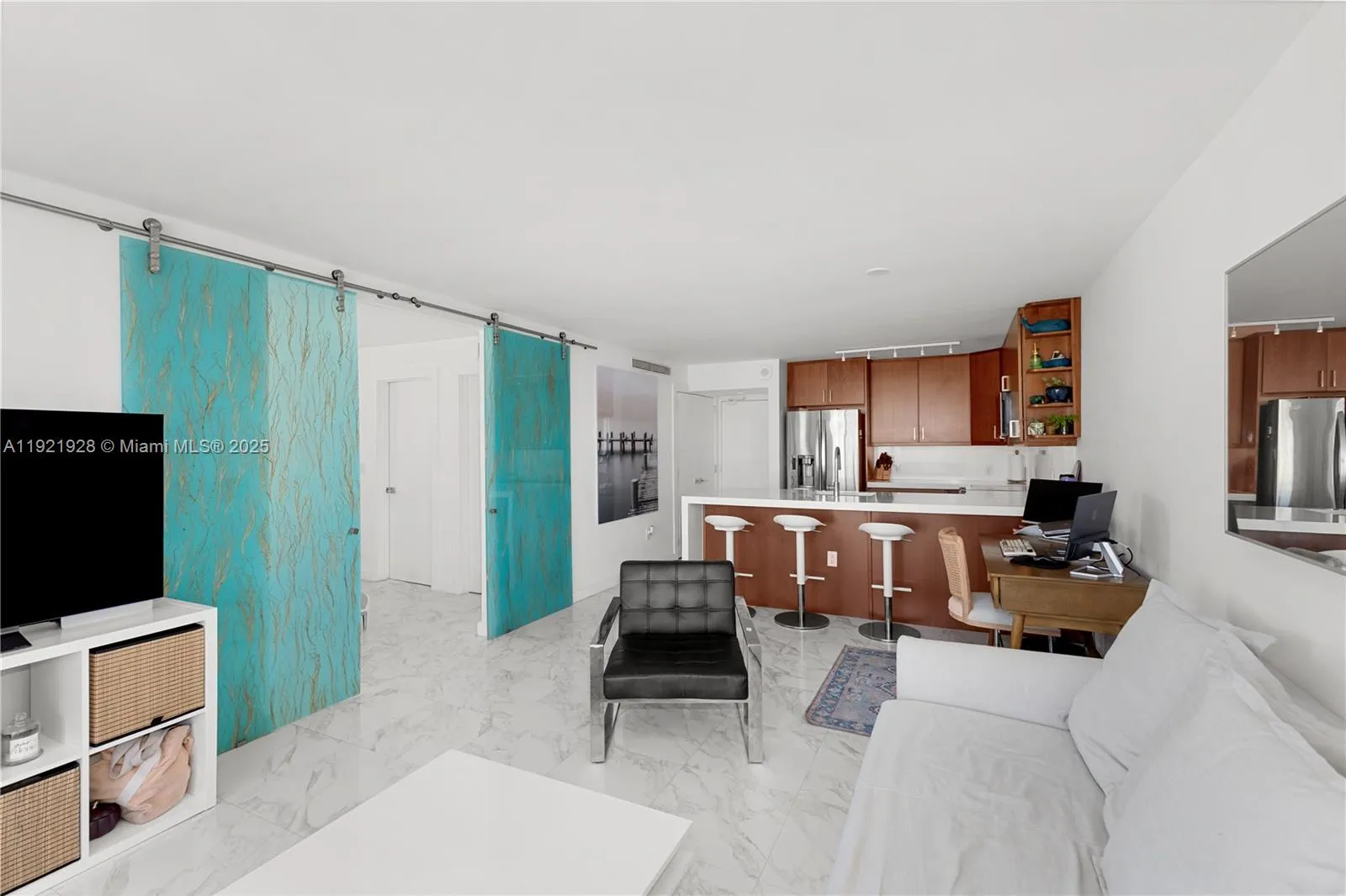 345 Ocean Dr # 1101, Miami Beach FL 33139