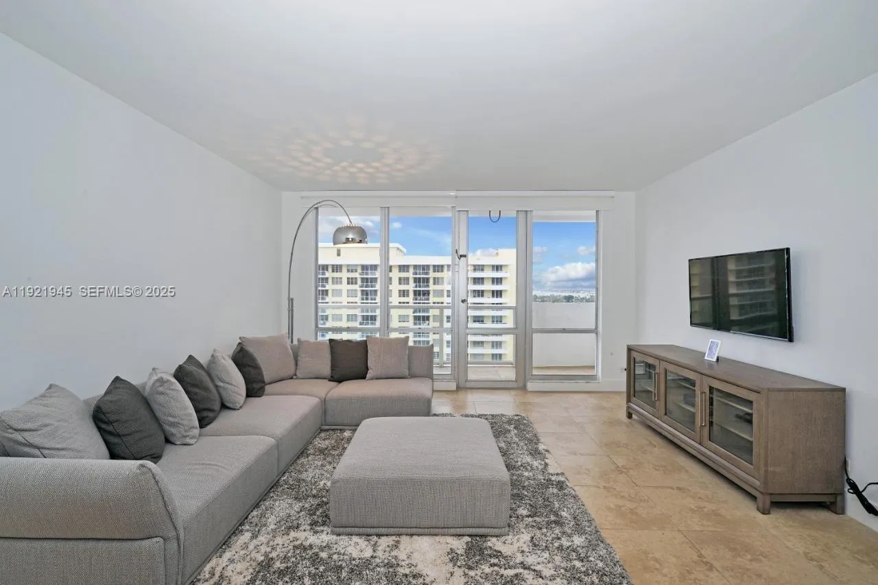 5601 Collins Ave # 1516, Miami Beach FL 33140