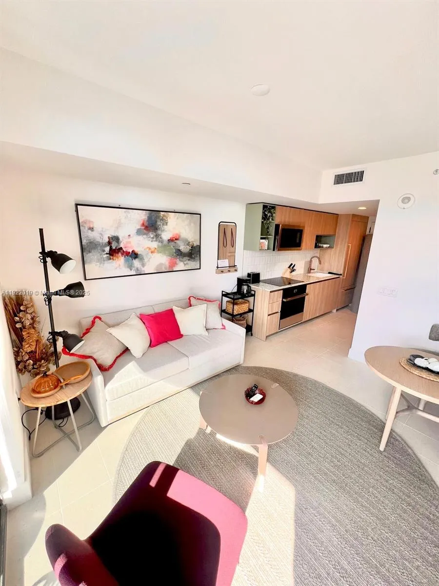 159 NE 6th St # 2508, Miami FL 33132