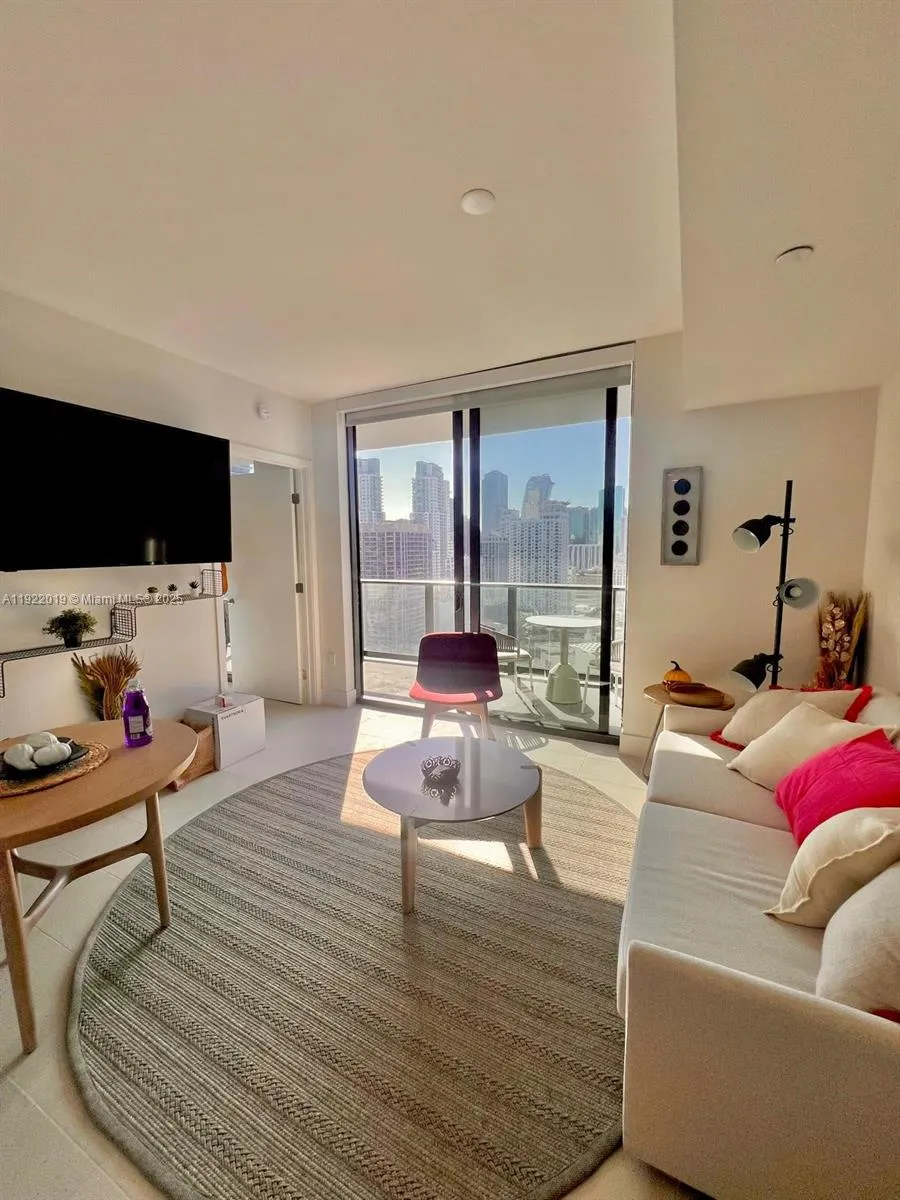 159 NE 6th St # 2508, Miami FL 33132
