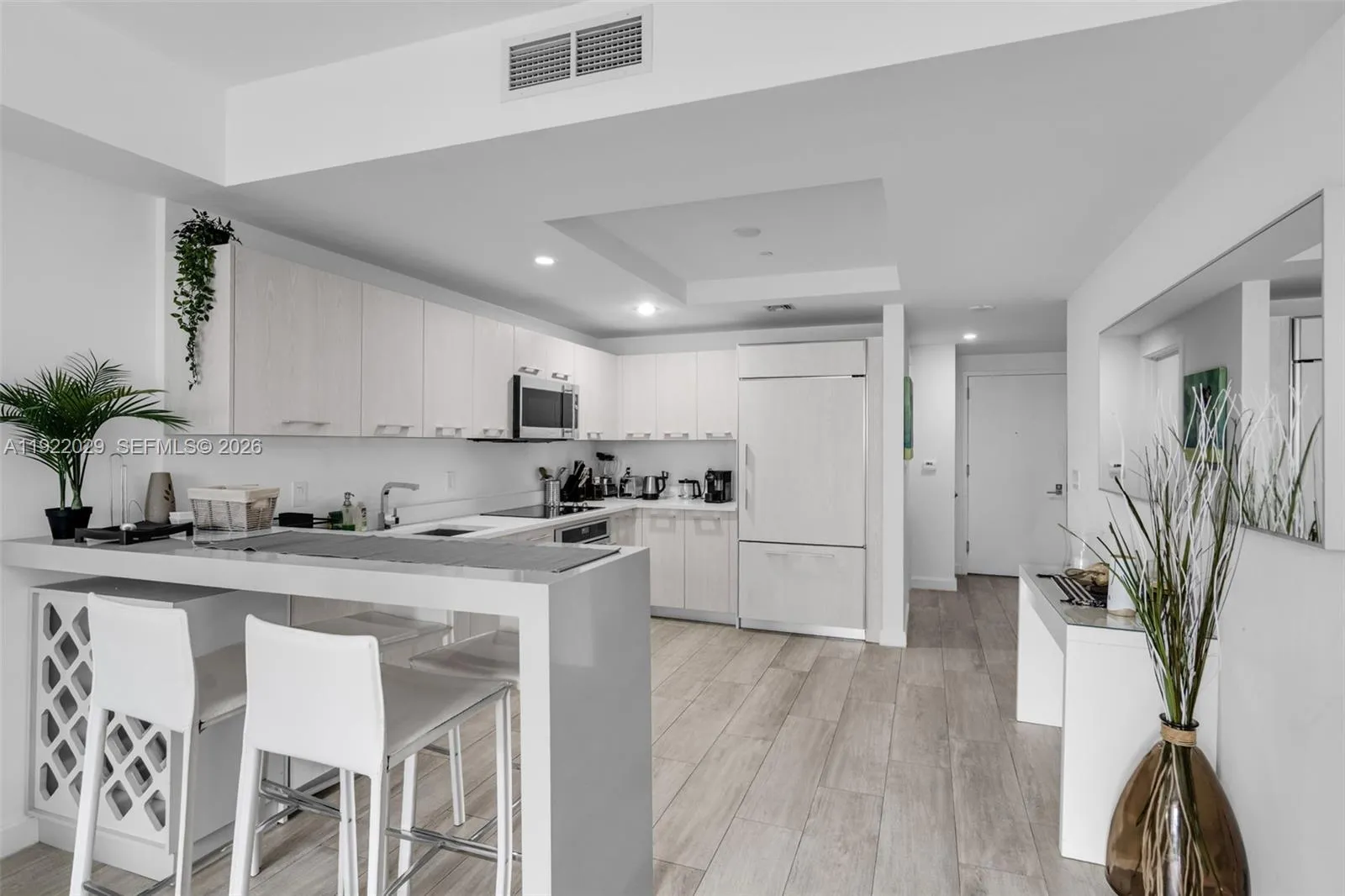 1 bedroom 2 bath for sale at 55 SW 9th St # 1705, Miami FL 33130