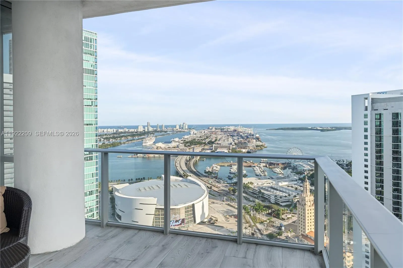 851 NE 1st Ave # 3911, Miami FL 33132
