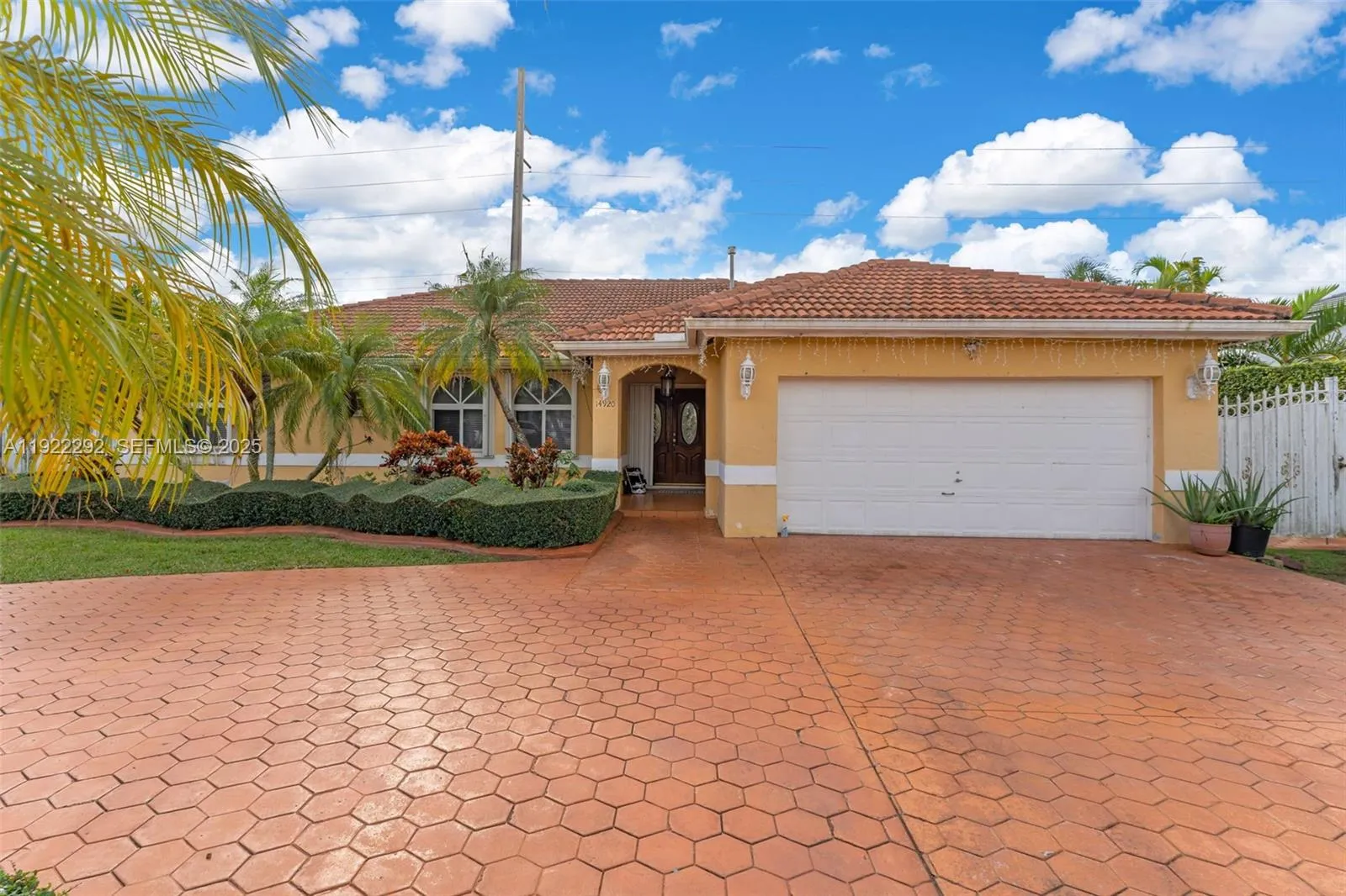 4 bedroom 2 bath for sale at 14920 SW 151st Ter, Miami FL 33196