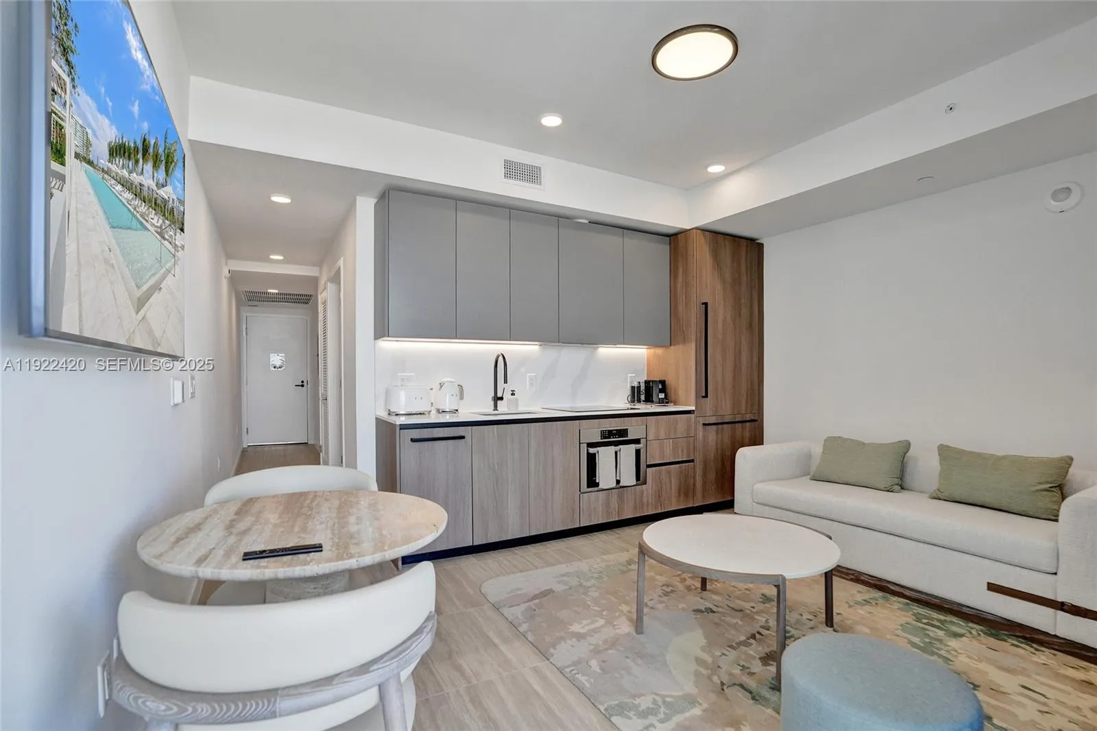 580 72nd St # 905, Miami Beach FL 33141