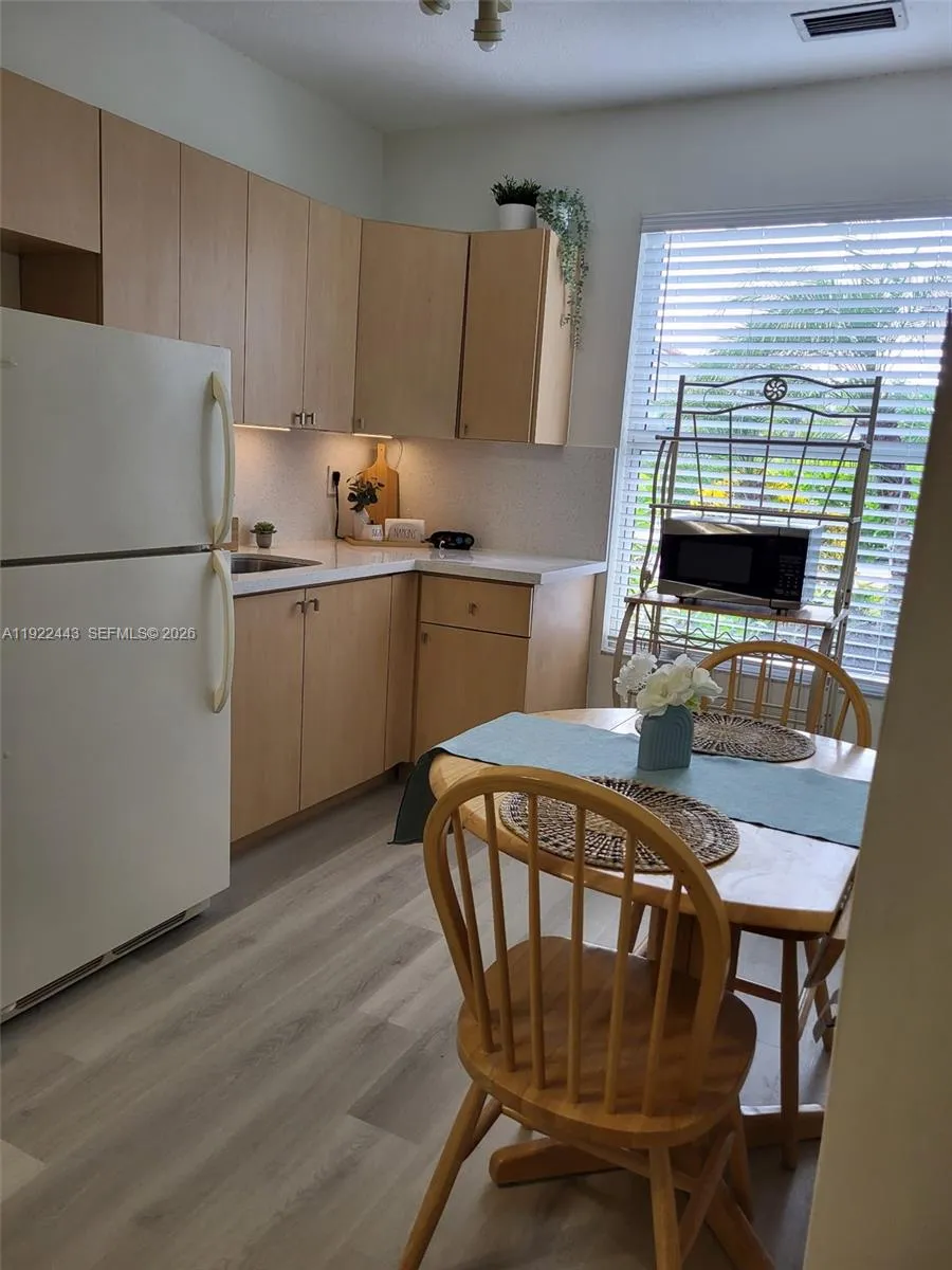 15520 SW 57th Ter # 15520, Miami FL 33193