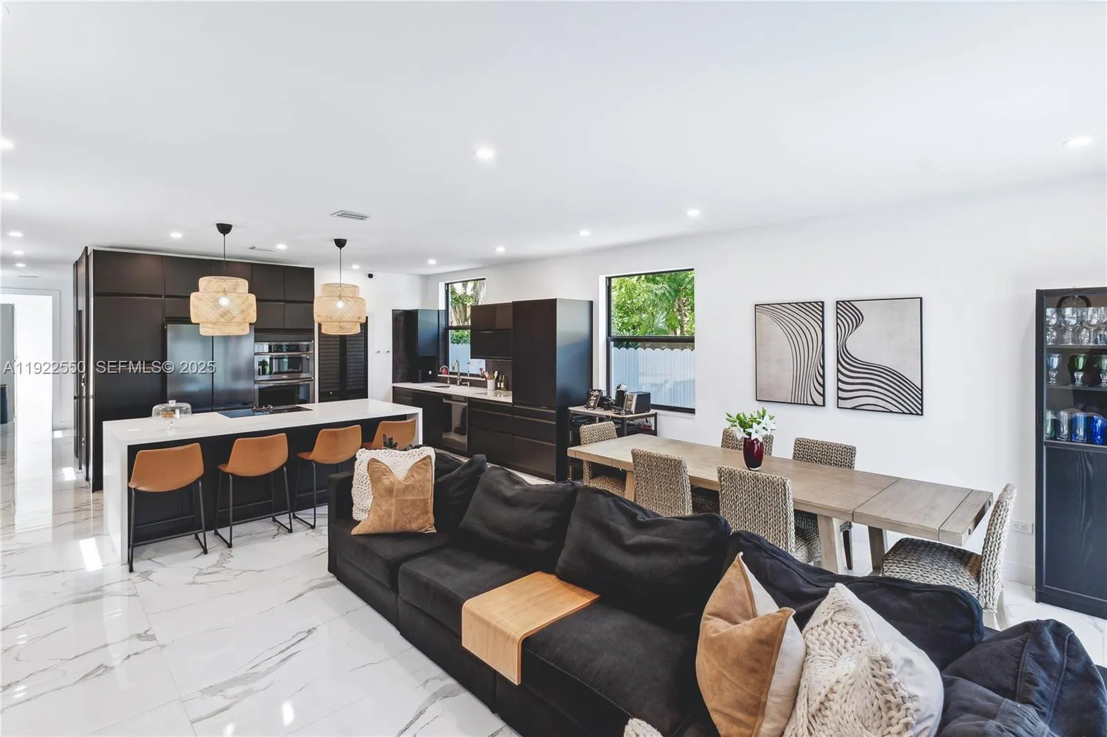 2320 SW 14th St, Miami FL 33145