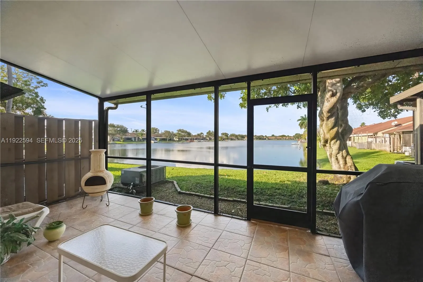 2 bedroom 2 bath for sale at 2701 SW 58th Mnr # F, Dania Beach FL 33312