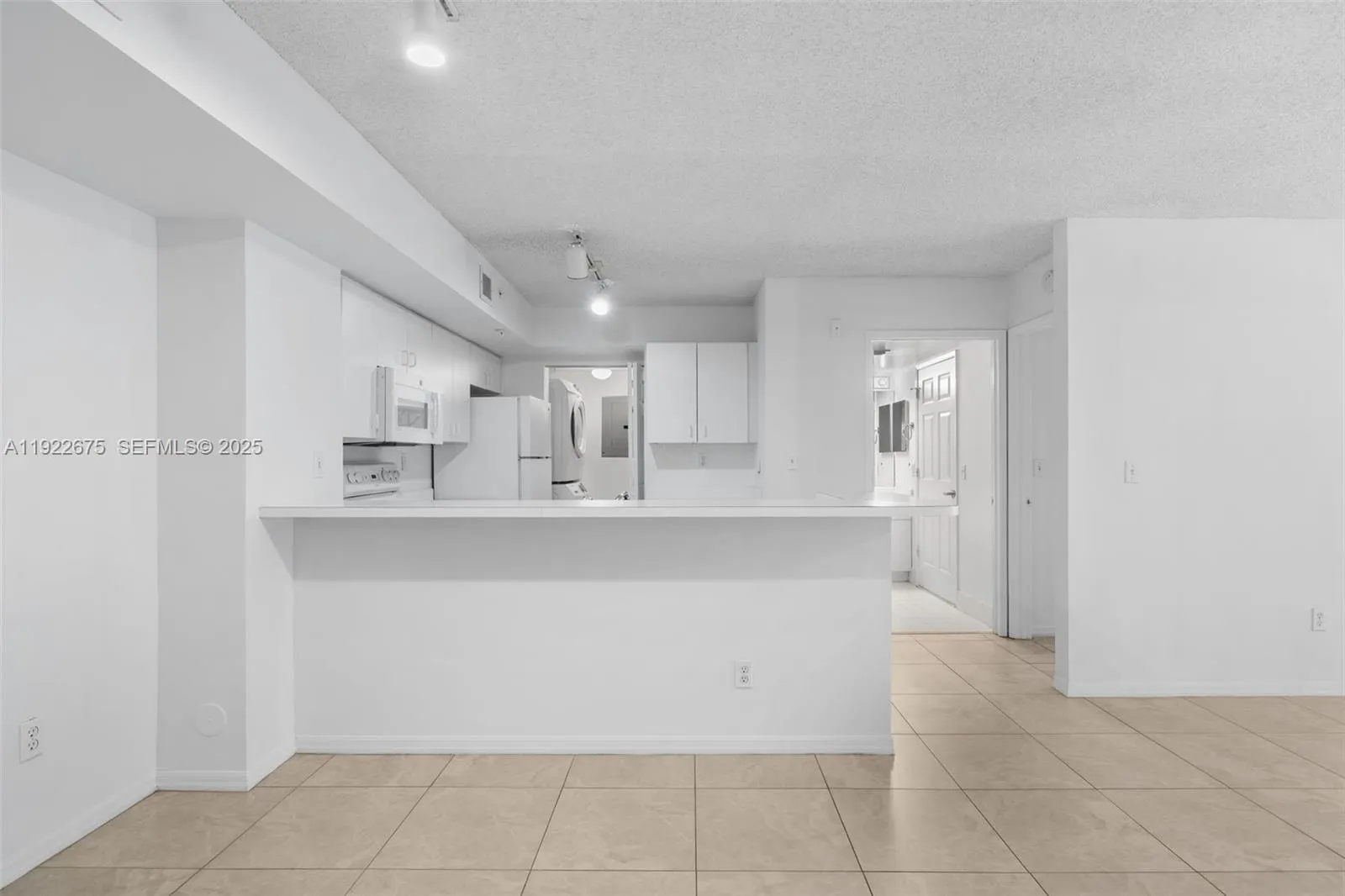 2600 S University Dr # 107, Davie FL 33328