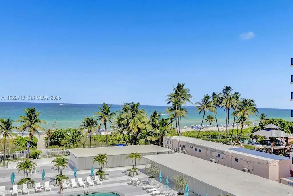 2 bedroom 2 bath for sale at 5255 Collins Ave # 5D, Miami Beach FL 33140