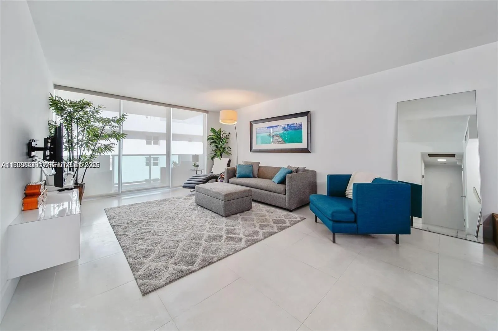 1 bedroom 1 bath for sale at 1200 West Ave # 1520, Miami Beach FL 33139
