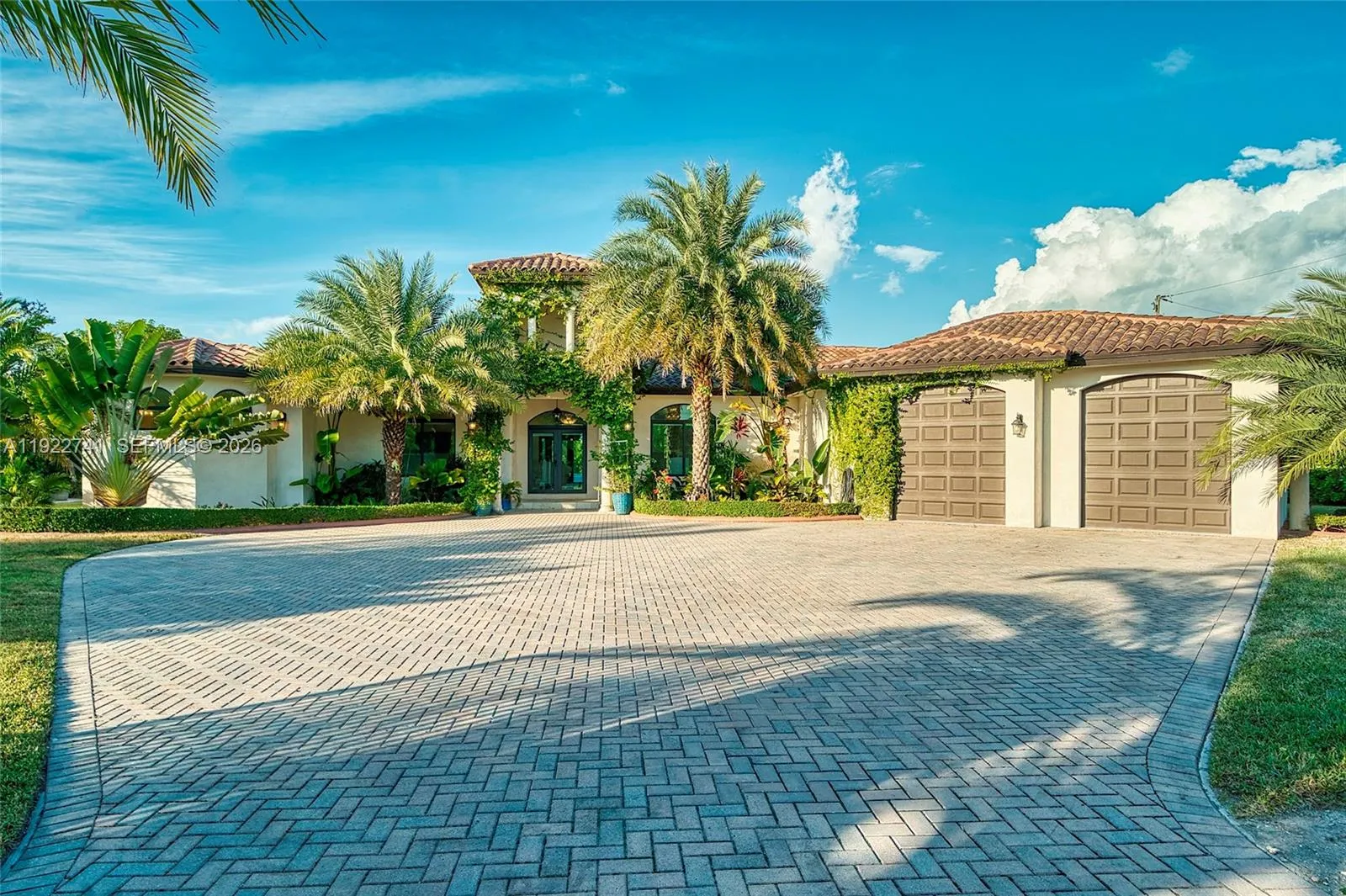 4 bedroom 3 bath for sale at 15701 SW 254th St, Homestead FL 33031