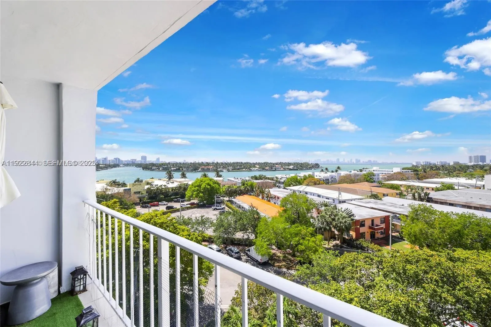 1 bedroom 1 bath for sale at 6900 Bay Dr # 7A, Miami Beach FL 33141
