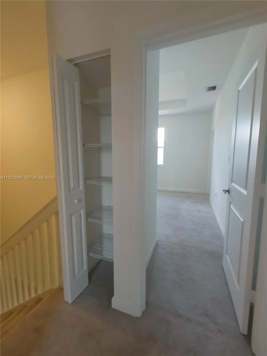 1766 SE 26th Rd, Homestead FL 33035