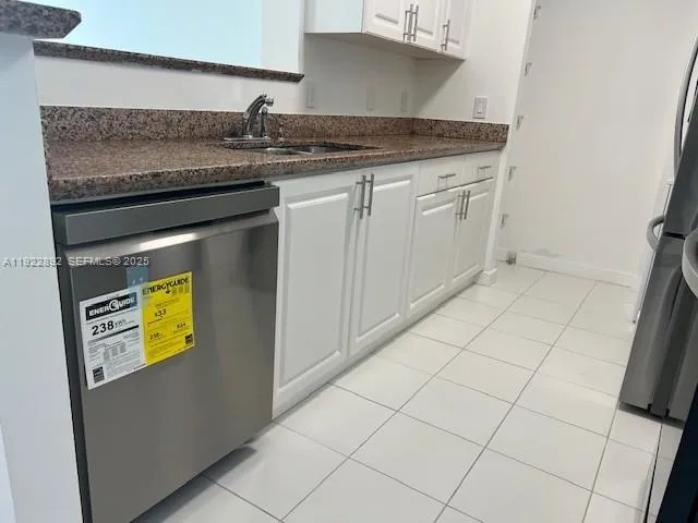 1155 Brickell Bay Dr # 3205, Miami FL 33131