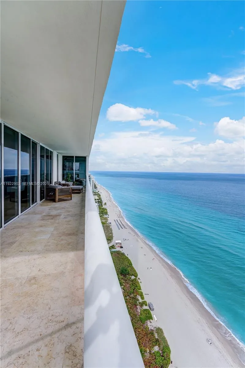 3 bedroom 3 bath for sale at 1830 S Ocean Dr # 3002, Hallandale Beach FL 33009