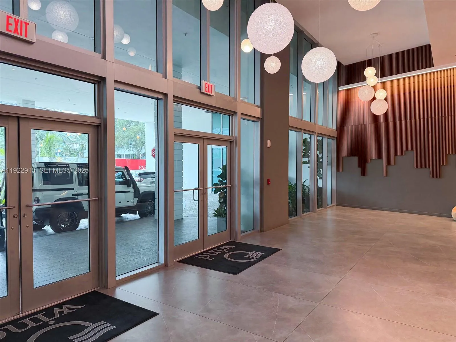 350 S Miami Ave # 1803, Miami FL 33130