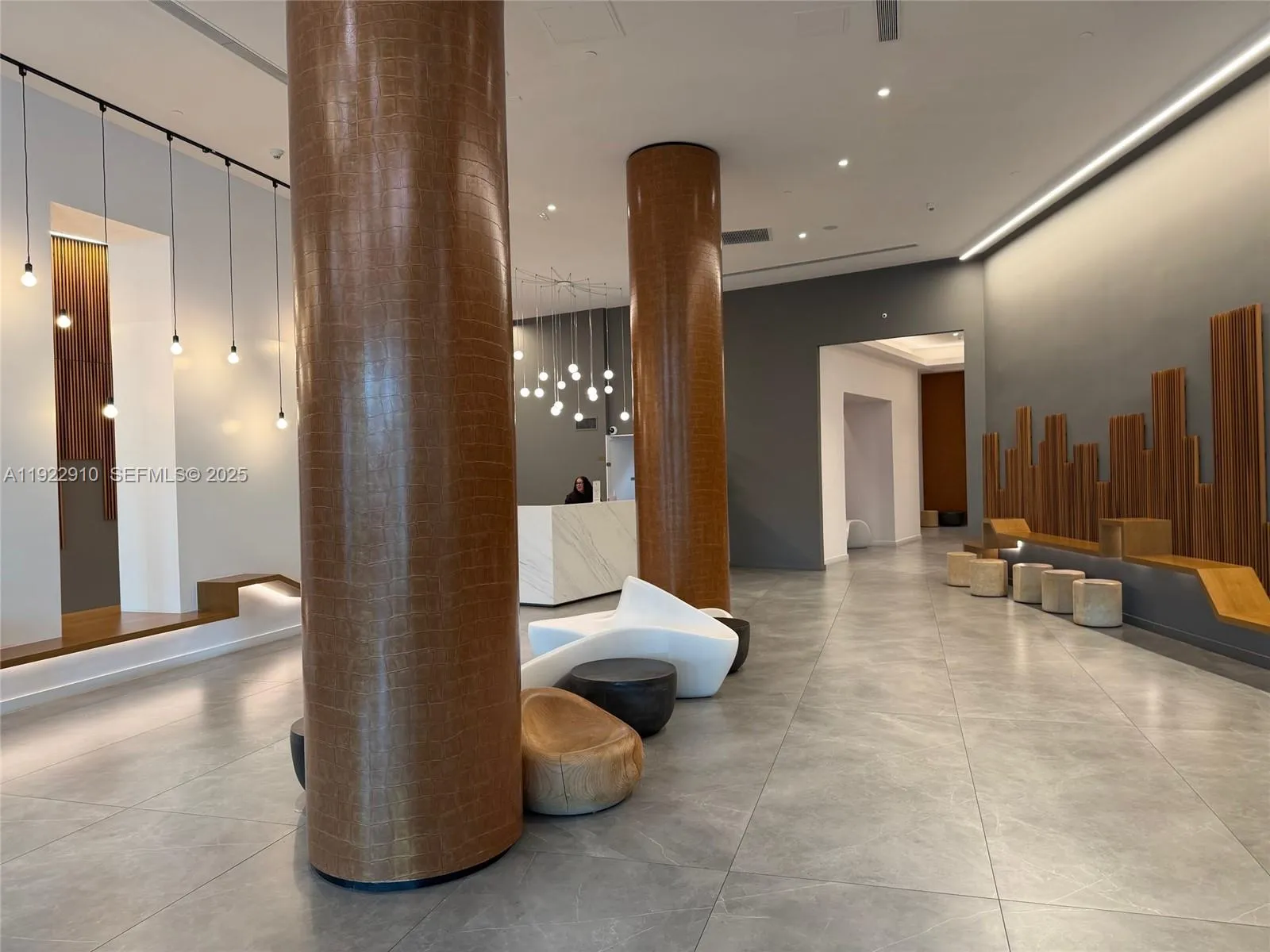 350 S Miami Ave # 1803, Miami FL 33130