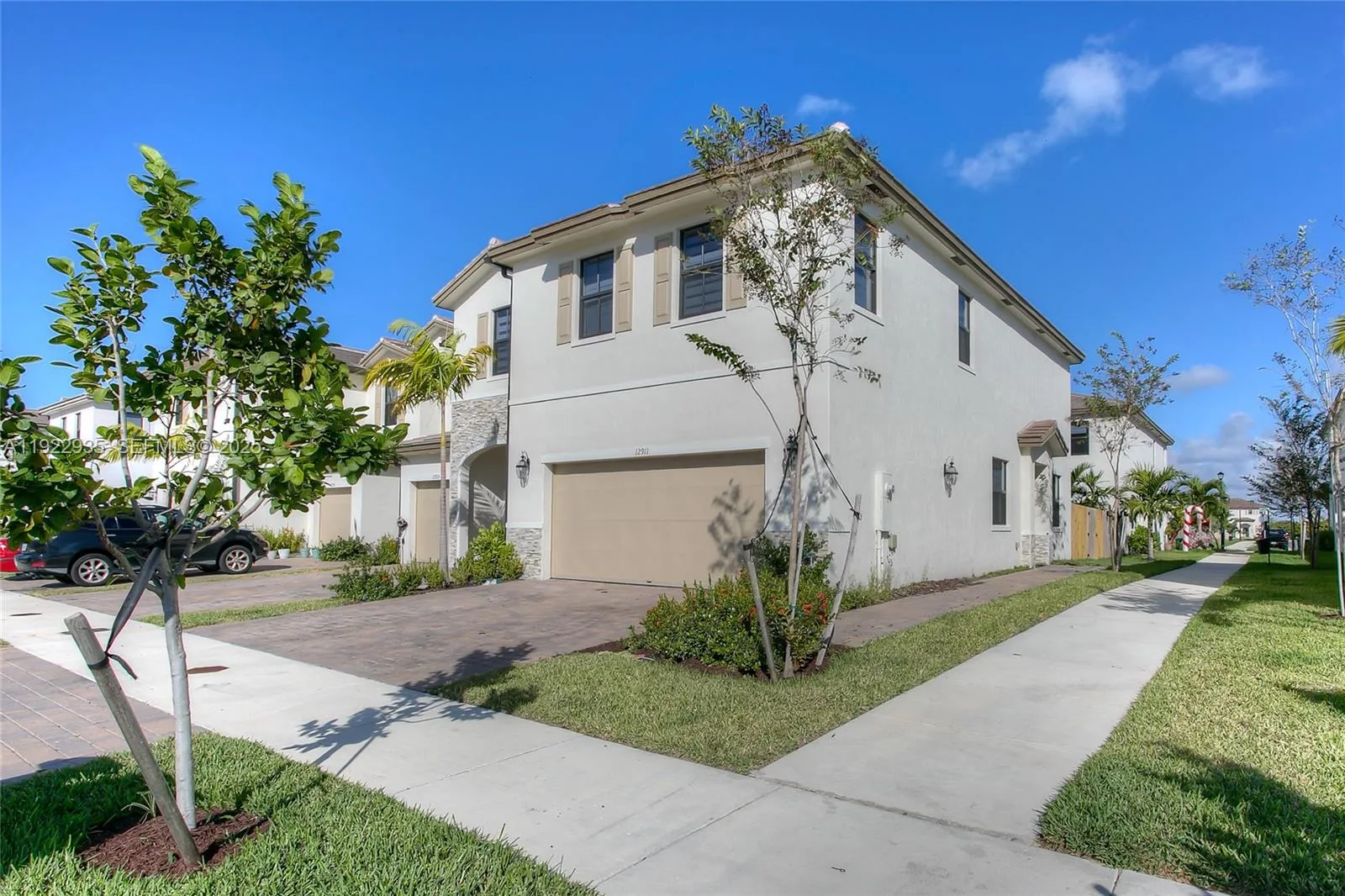 3 bedroom 2 bath for sale at 12911 SW 231st Ter, Miami FL 33170