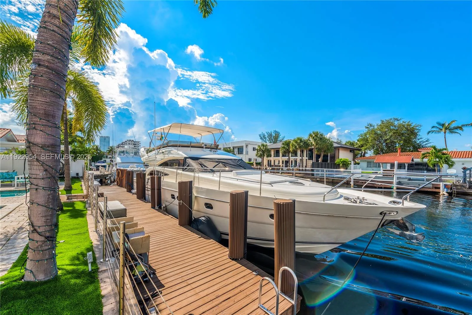 3344 NE 167th St, North Miami Beach FL 33160