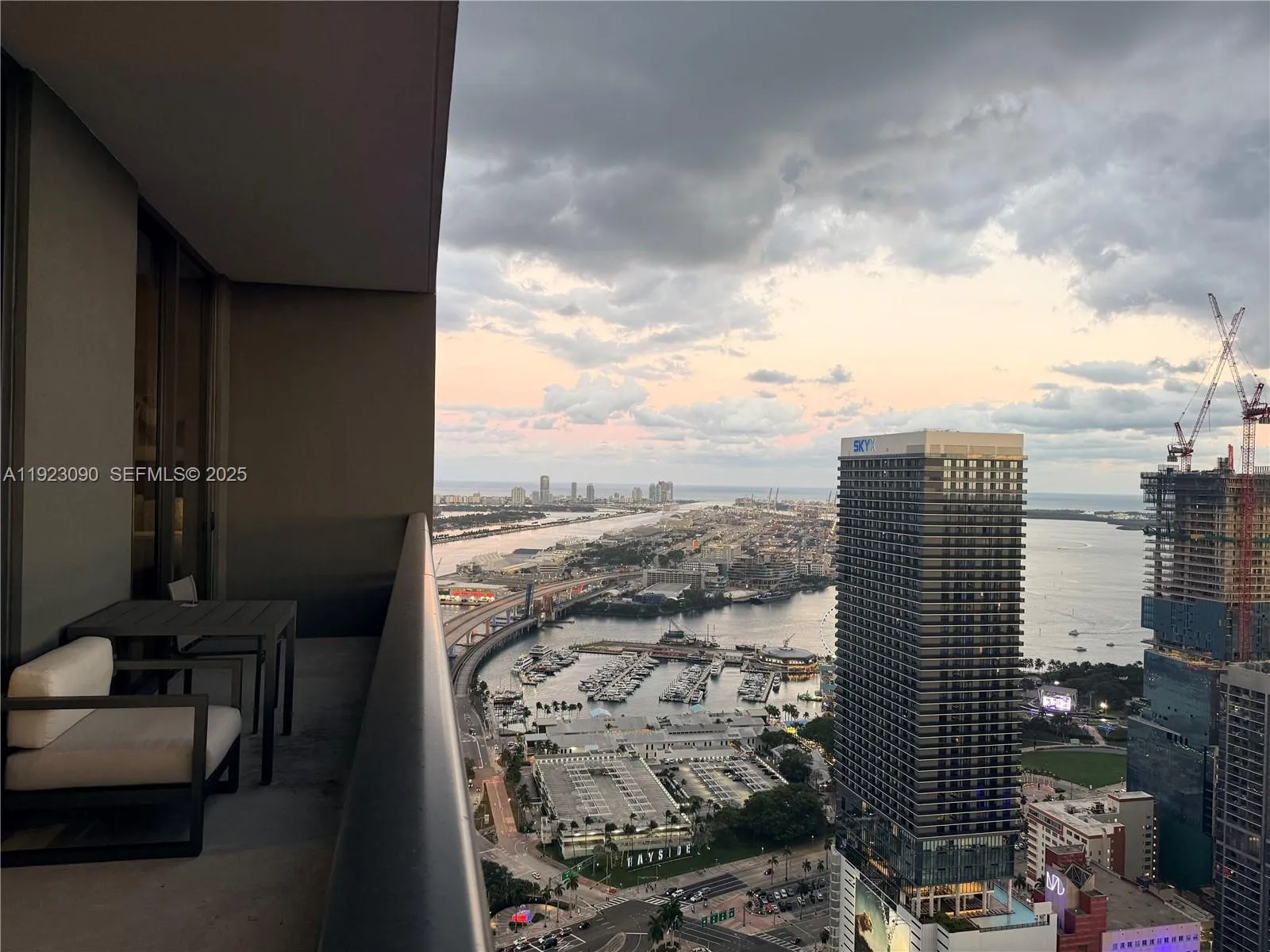 159 NE 6th St # 4805, Miami FL 33132