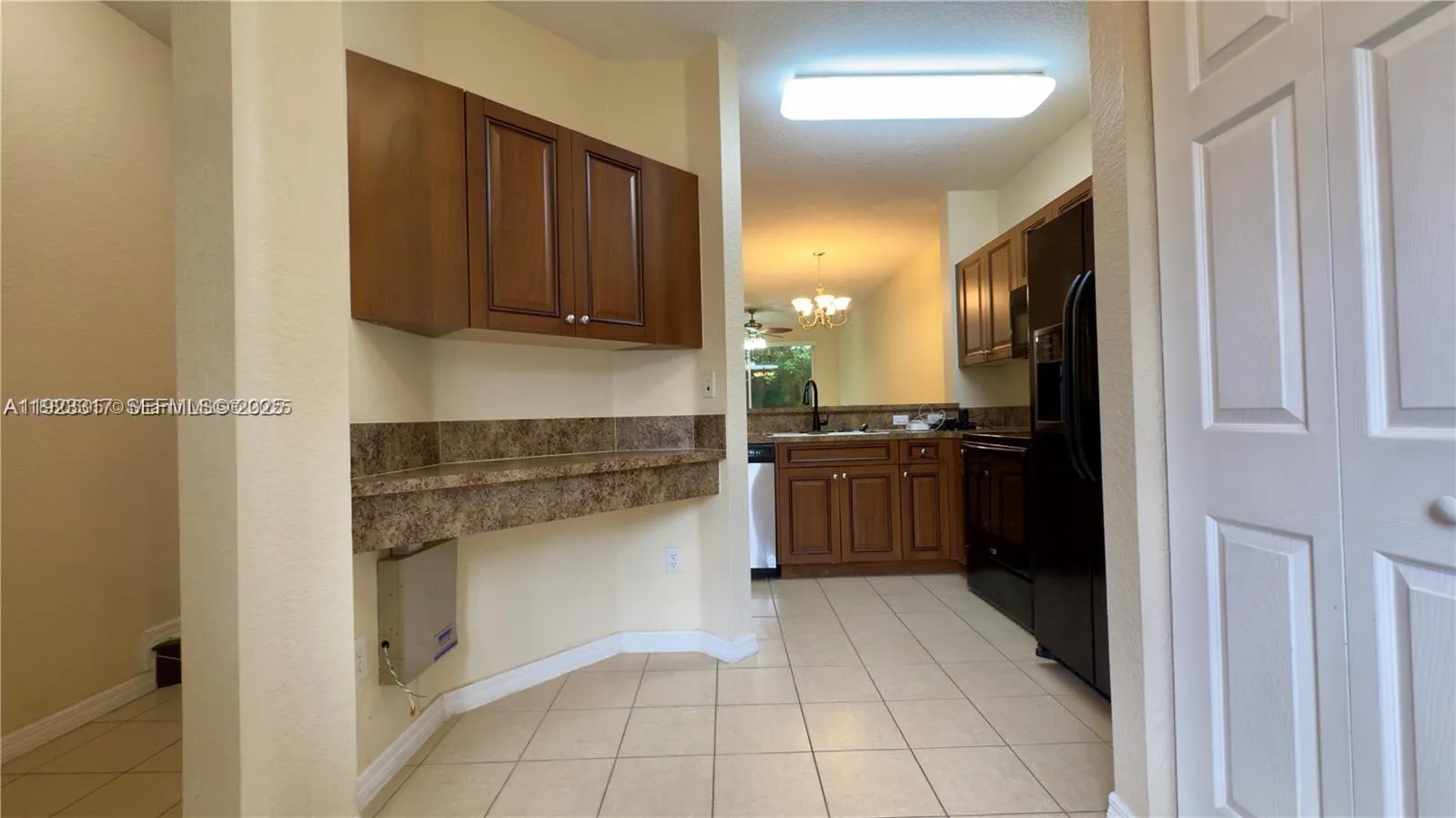 1918 Alamanda Way, Riviera Beach FL 33404