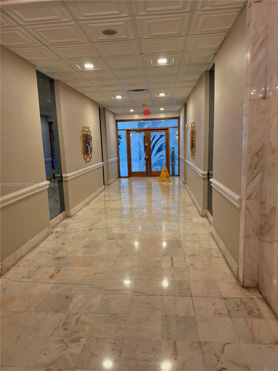 5750 Collins Ave # 11D, Miami Beach FL 33140