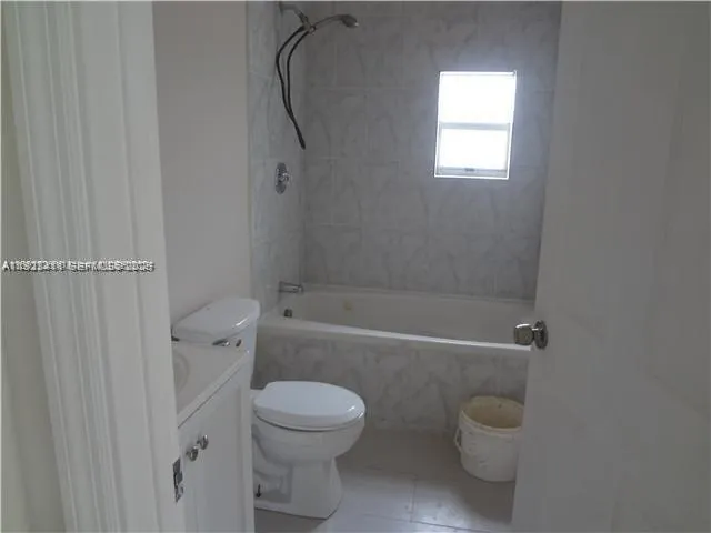 741 NE 142nd St, North Miami FL 33161