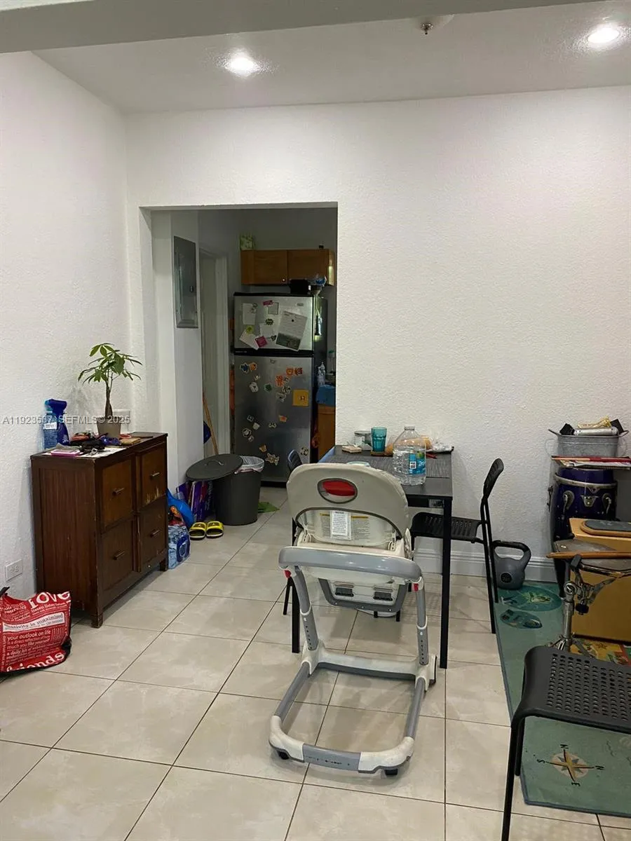 851 80th St, Miami Beach FL 33141