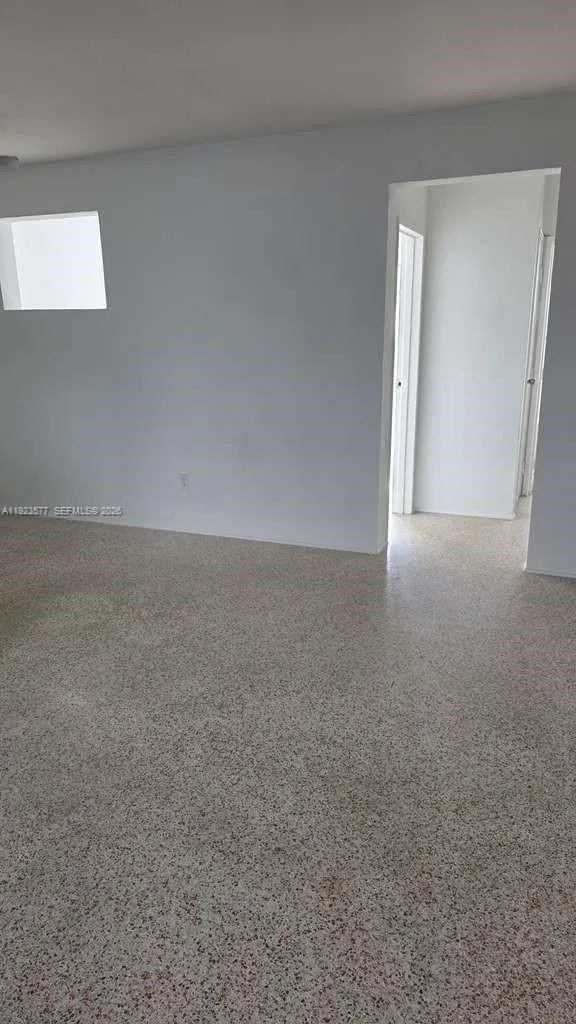 790 81st St, Miami Beach FL 33141