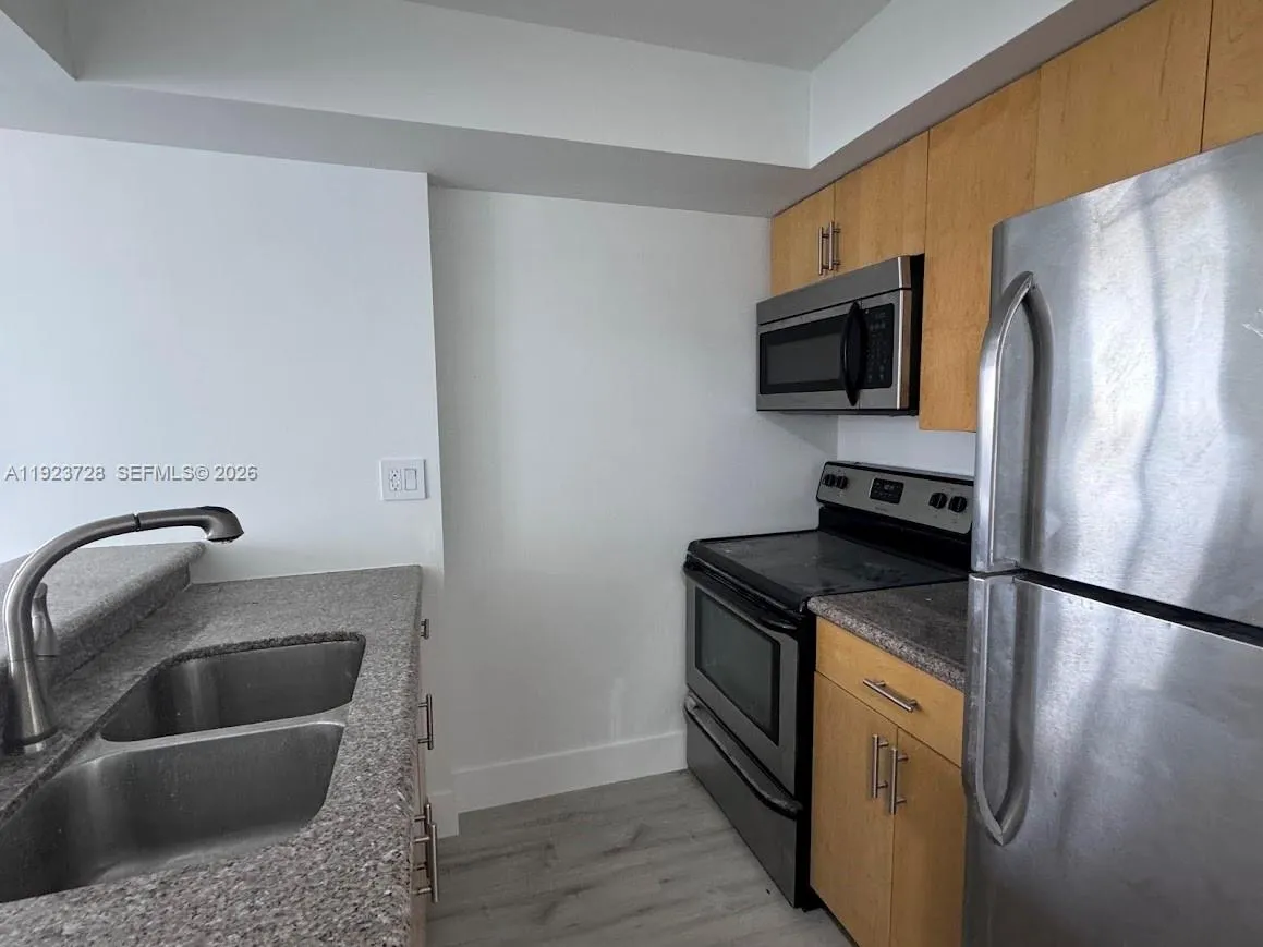 850 N Miami Ave # 2108, Miami FL 33132
